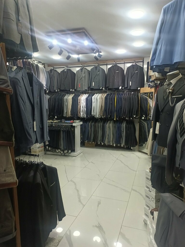 Clothing store Victor Hugo, Izmir, photo