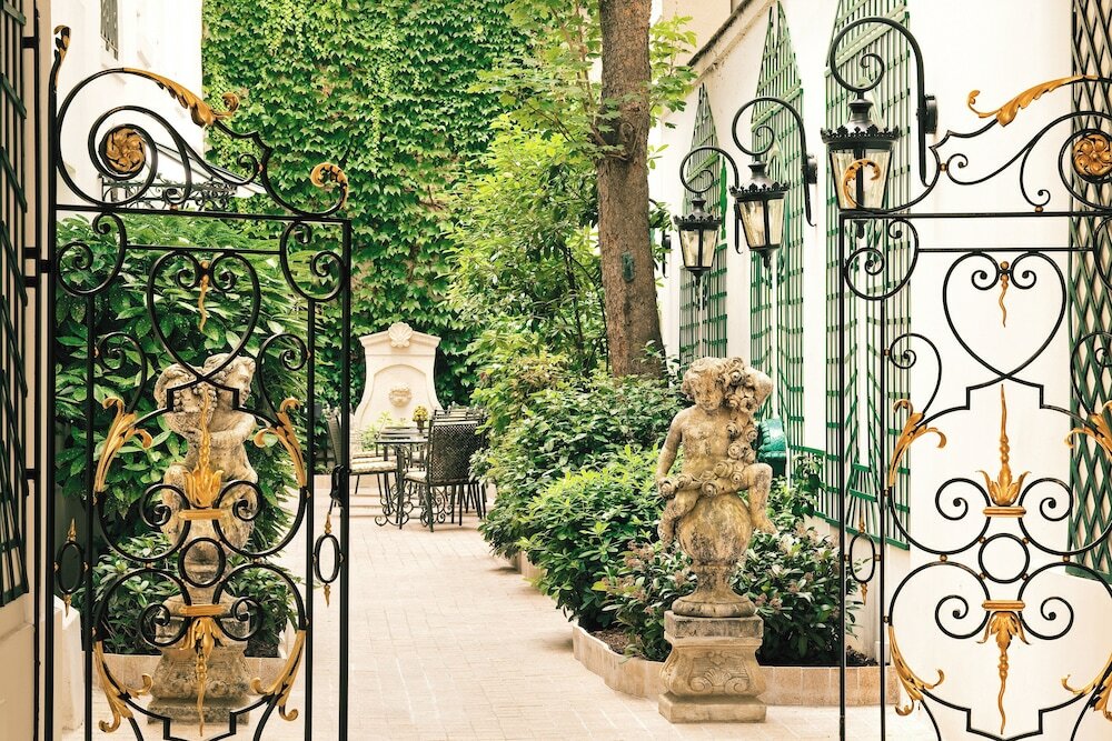 Фото Hotel De Varenne