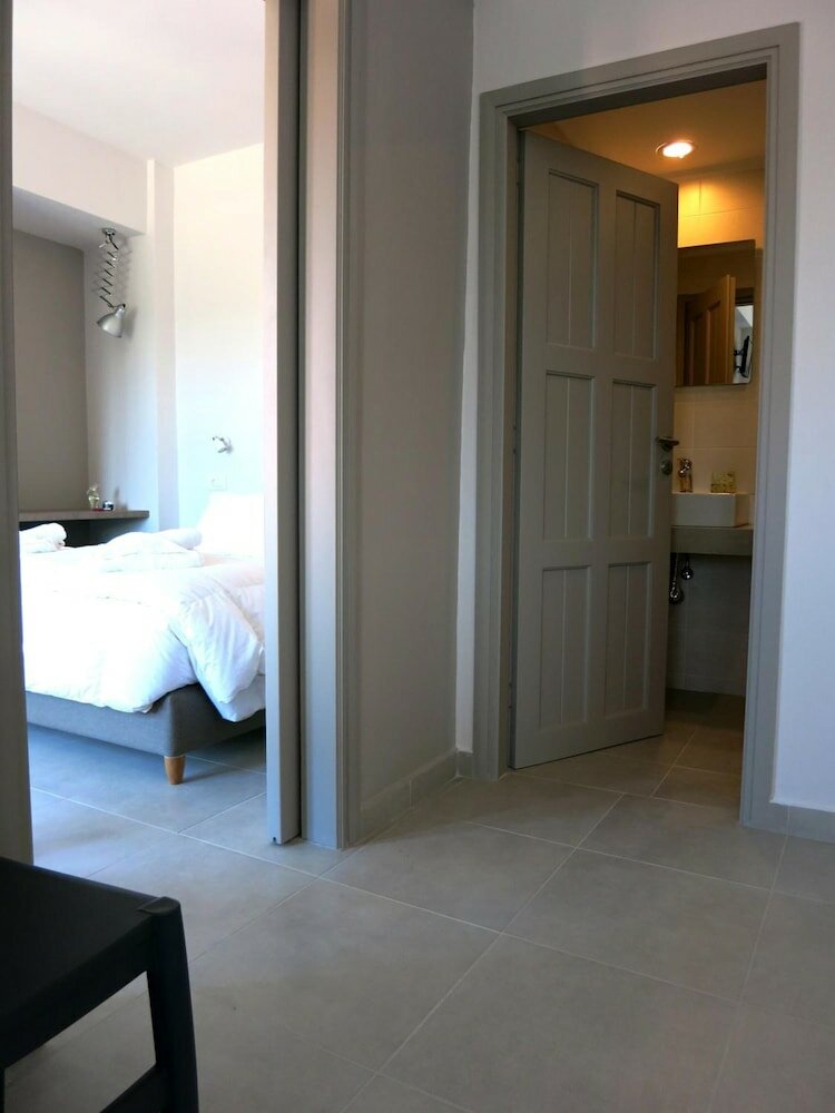 Фото Amaryllis Hotel Apartments