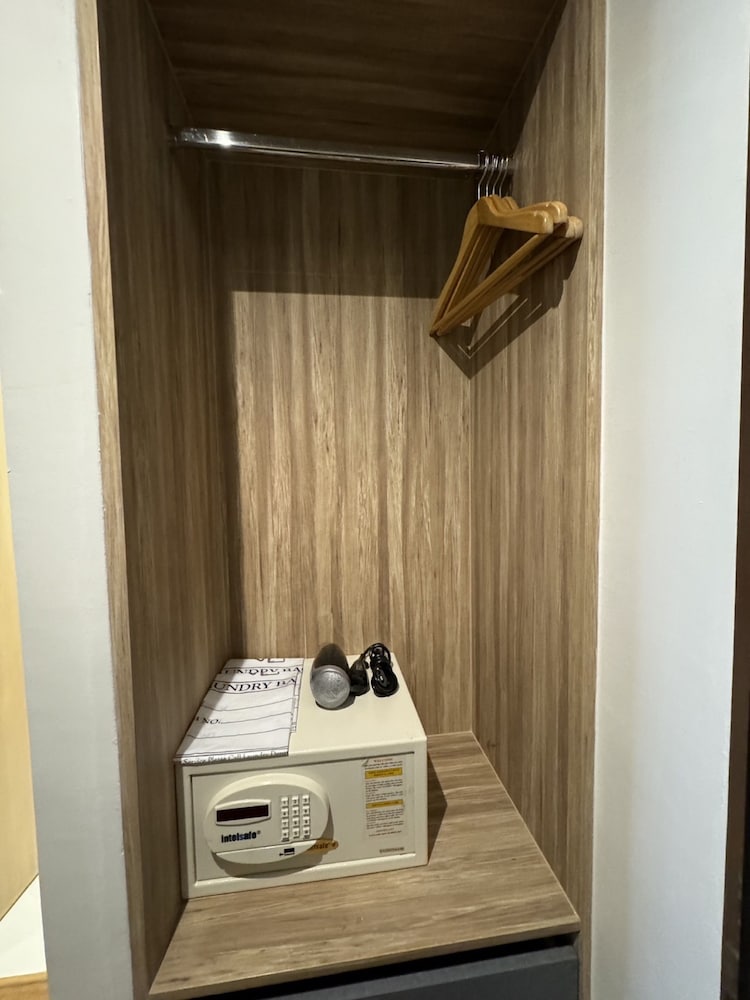 Фото ICheck inn Sukhumvit 19