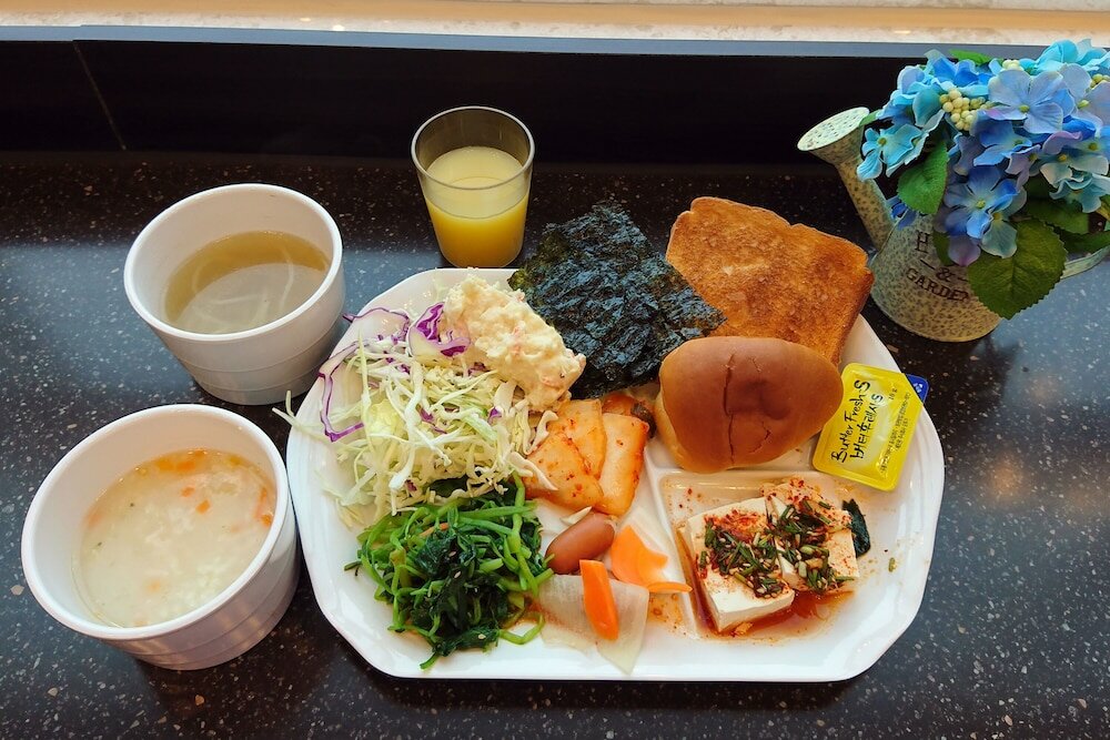 Фото Toyoko Inn Busan Jungang Station