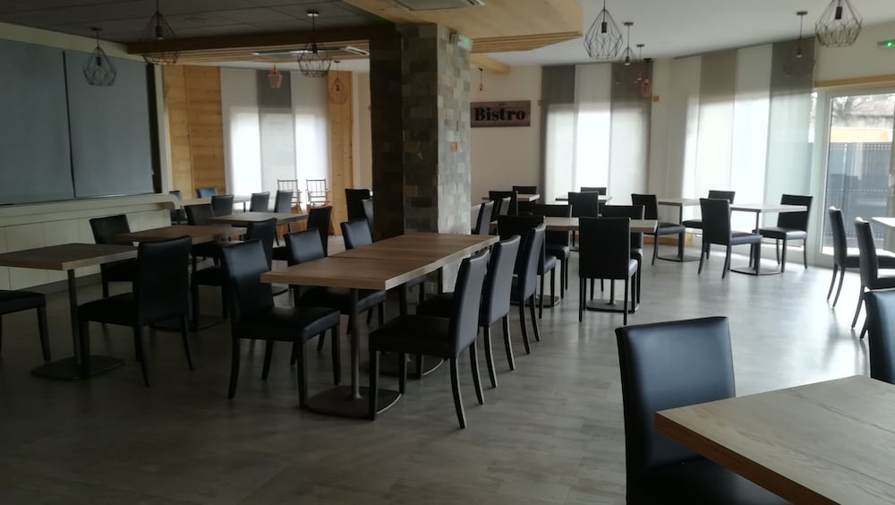 Фото ibis Clermont Ferrand Sud Carrefour Herbet