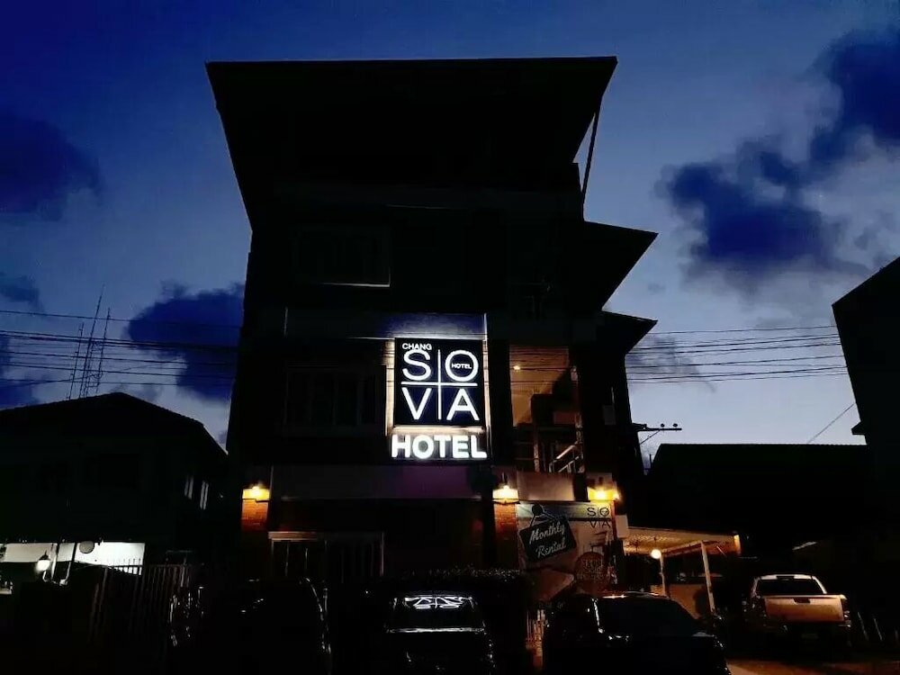 Фото отеля 3