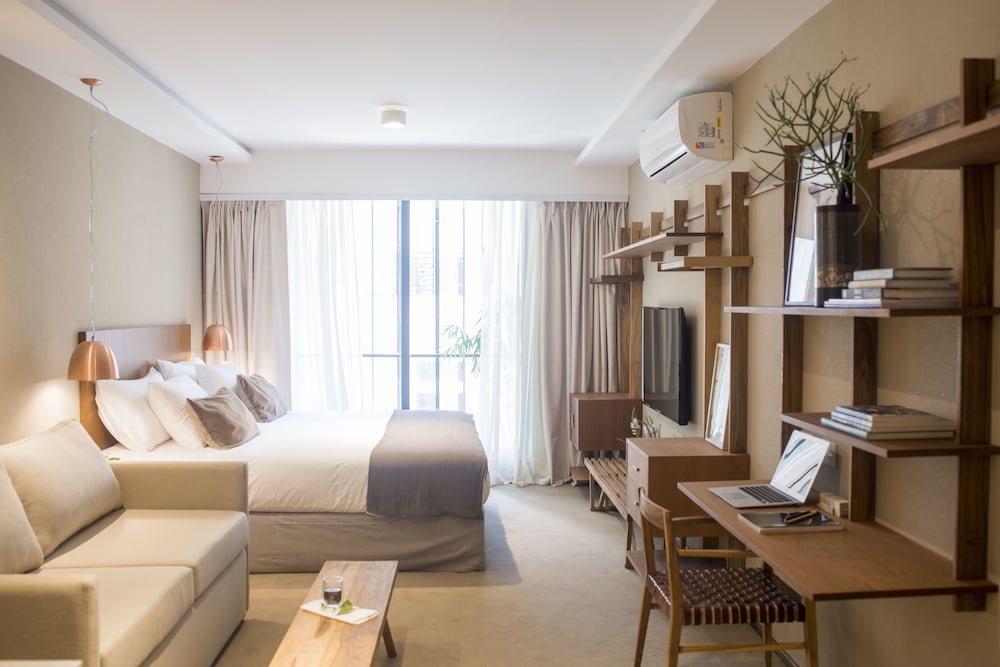 Фото Aq Tailored Suites