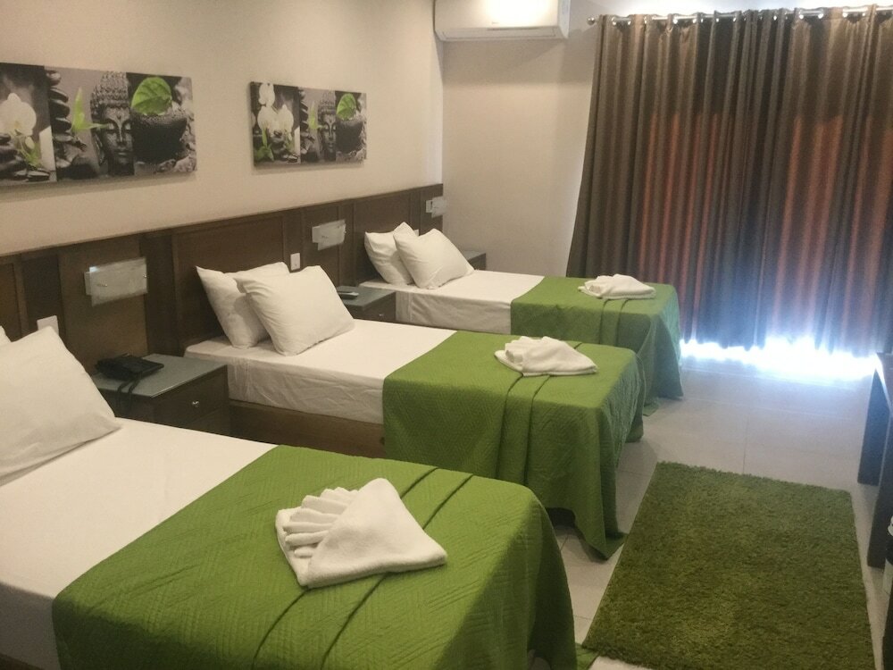 Фото Cerviola Hotel