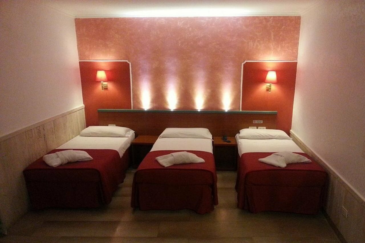Фото Hotel Center 2