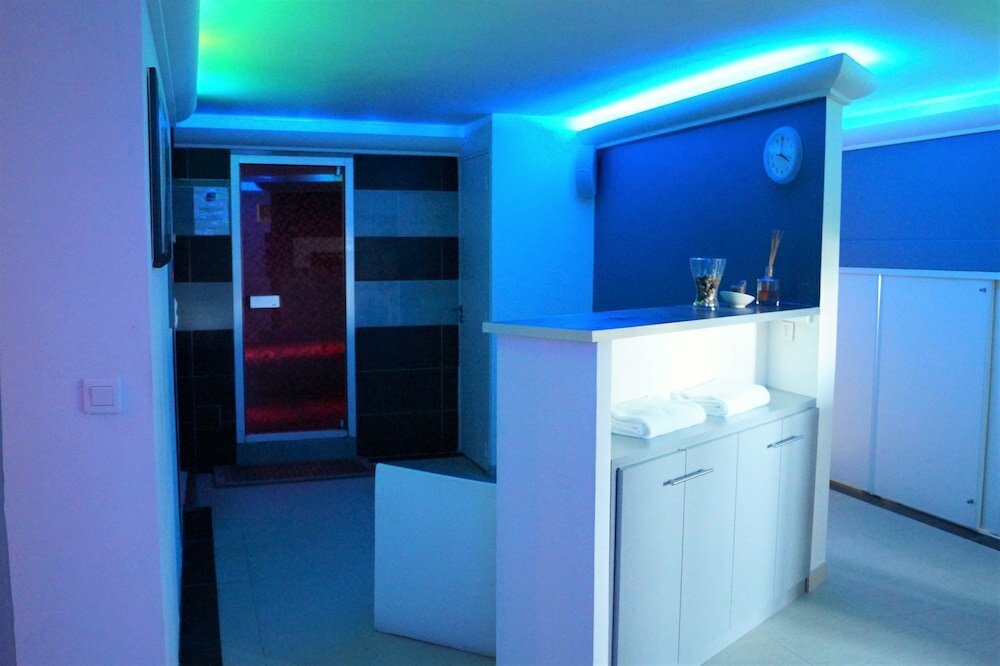 Фото Novotel Cannes Montfleury