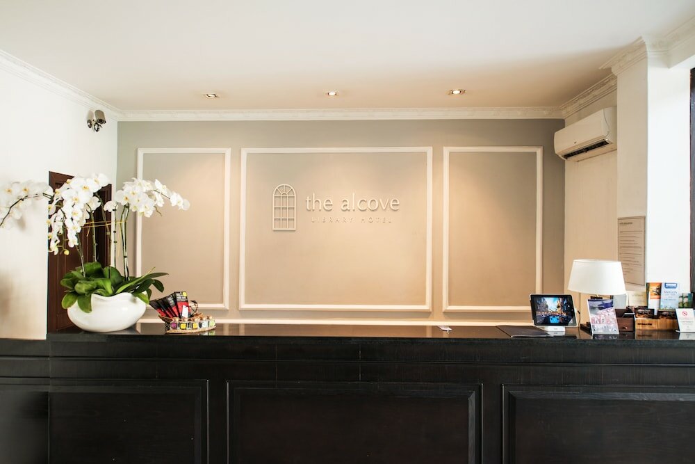 Фото The Alcove Library Hotel