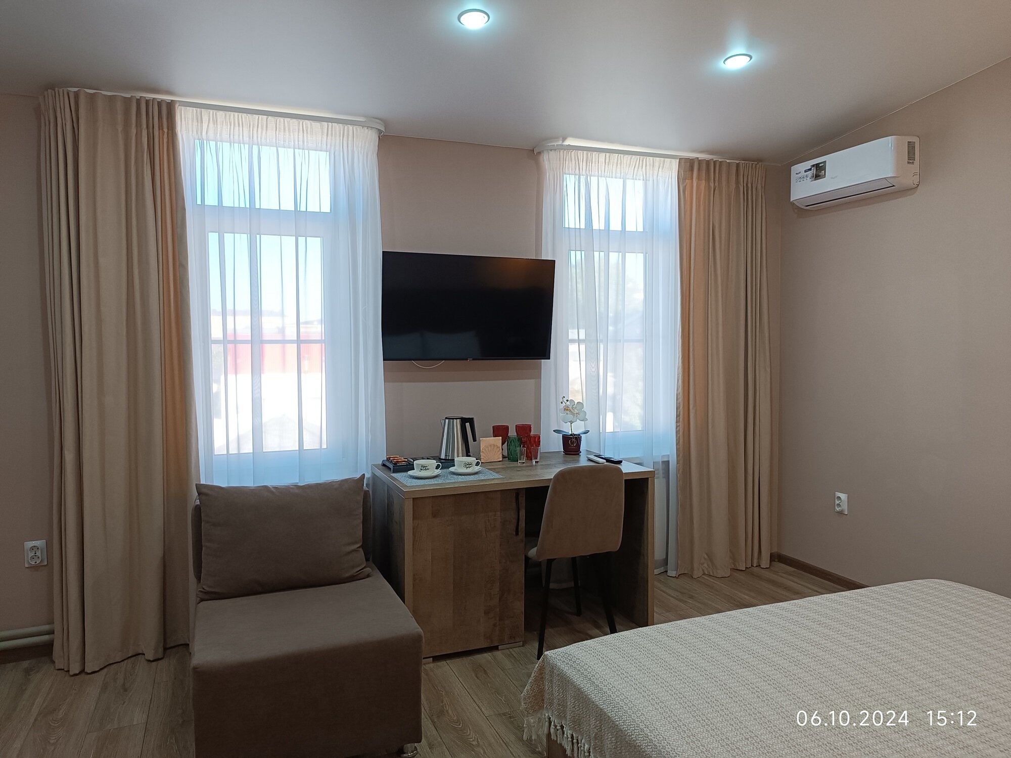 Фото Бежевое море