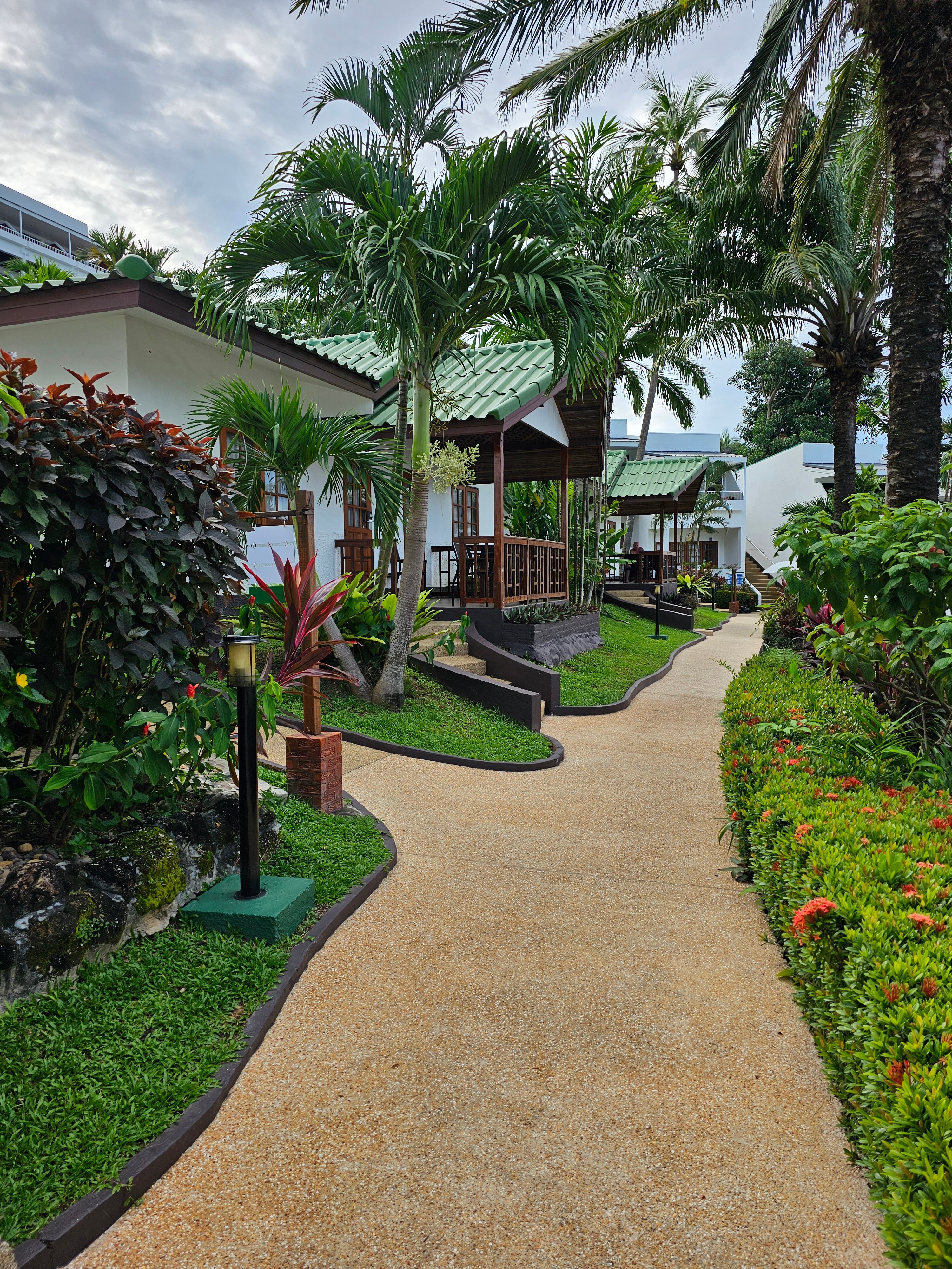 Фото Best Western Phuket Ocean Resort