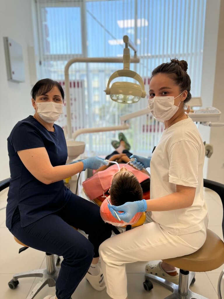 Özel ağız ve diş sağlığı klinikleri ve muayenehaneleri Gorodskaya Stomatologiya № 1, Zelenokumsk, foto