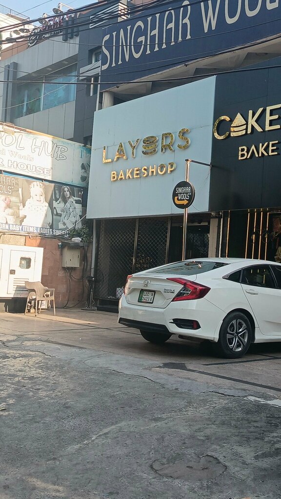 Confectionary Layers Bakeshop Zahoor Elahi Road Gulberg Lahore, Lahore, photo