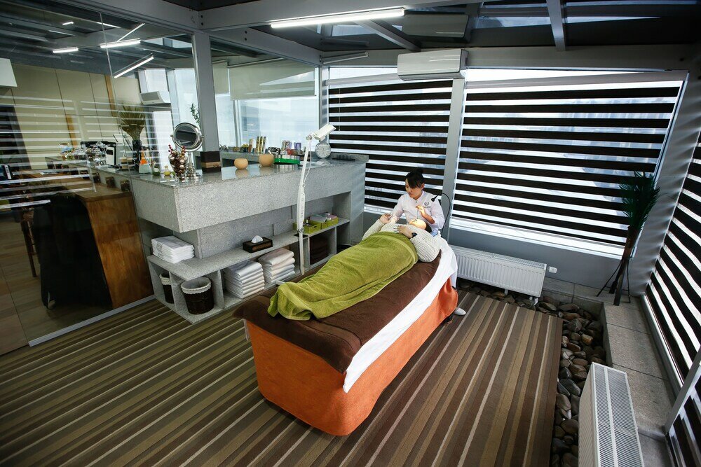 Фото The Corporate Hotel Convention Centre