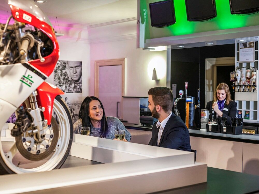 Фото Mercure Dartford Brands Hatch Hotel & SPA