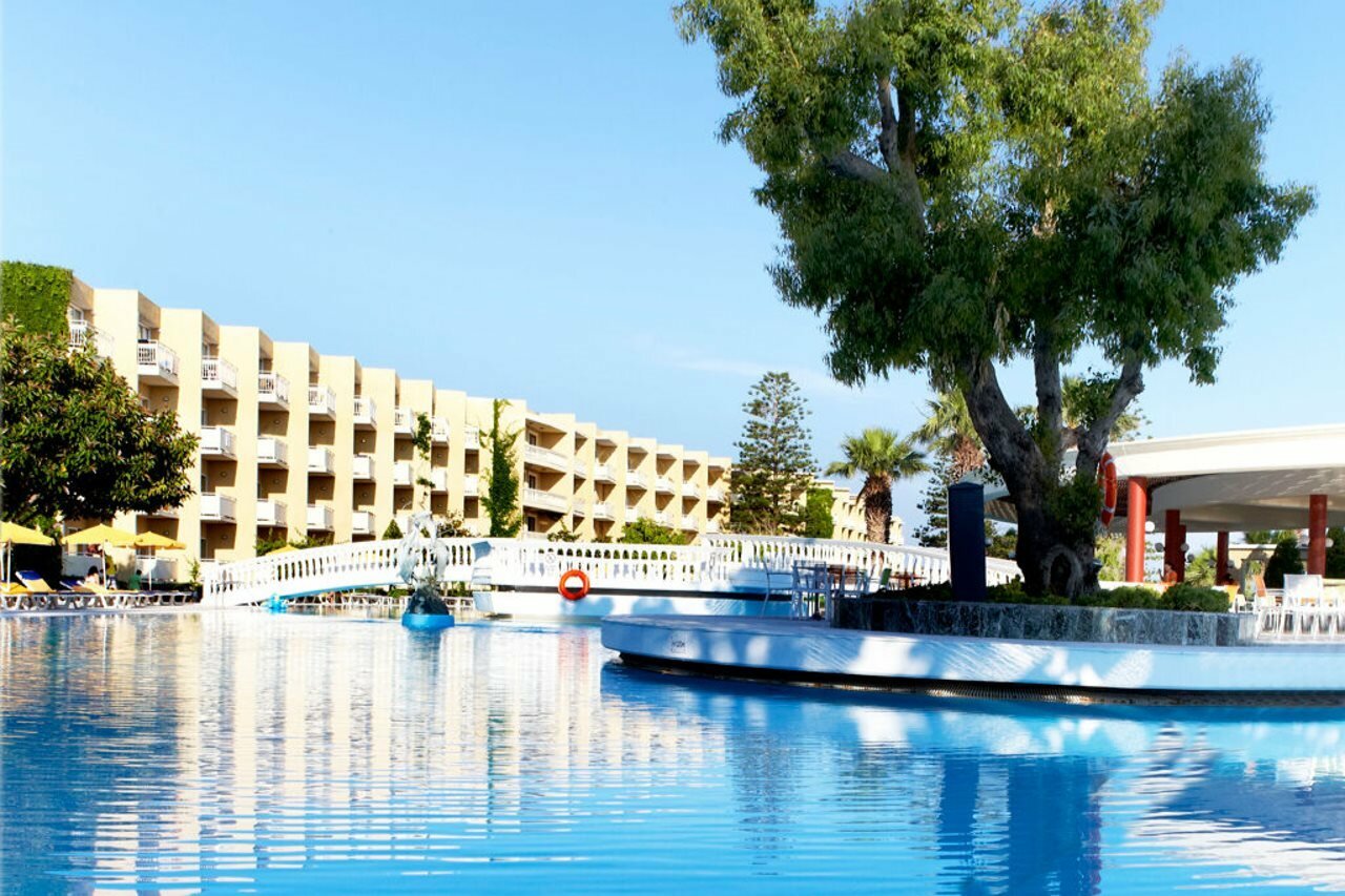 Фото Sunshine Rhodes