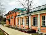 Южный служебный корпус (Yugo-Zapadniy Administrative Okrug, Obruchevskiy District, 8, Vorontsovsky Park), atracción