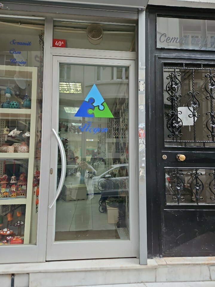 Art workshop Triangle Art Studio, Istanbul, photo