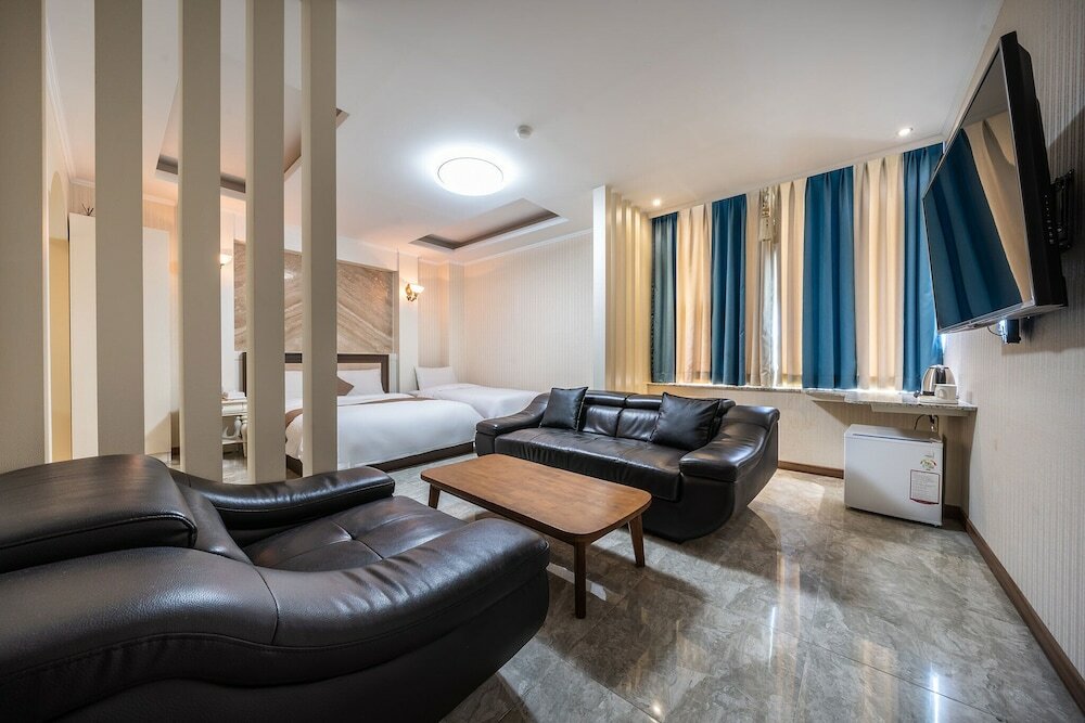 Фото Ansan Seowon Tourist Hotel