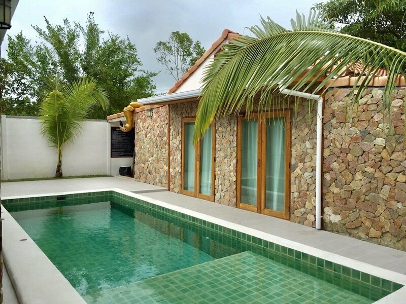 Гостиница The Rest Pool Villa at Pattaya
