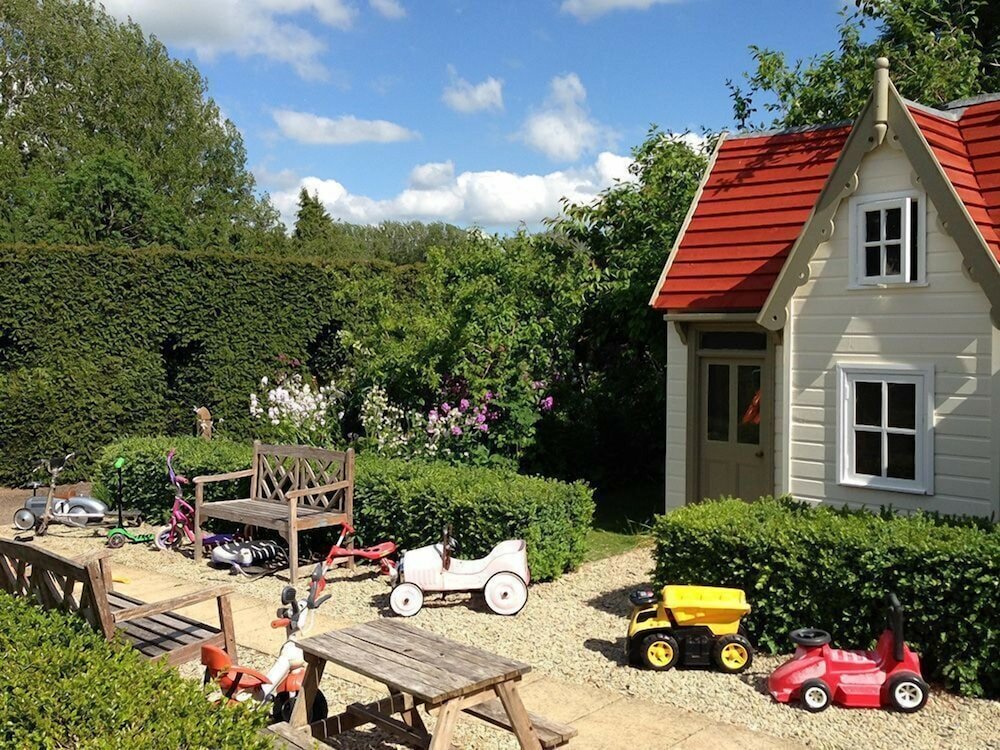 Фото Shipton Cottage