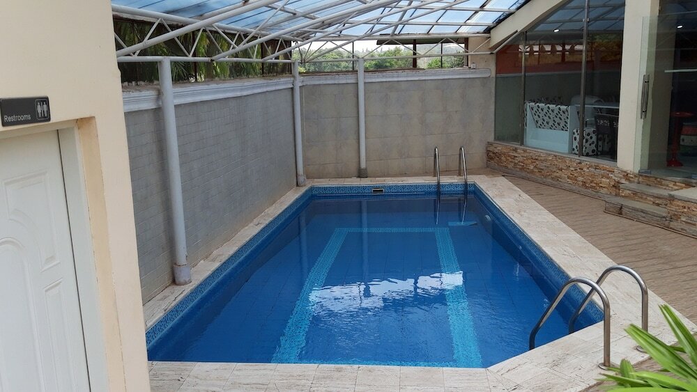 Фото Springs Sparadise Hotel