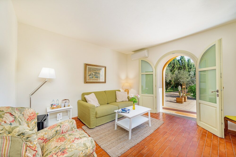 Фото Wine Resort Ledà d'Ittiri