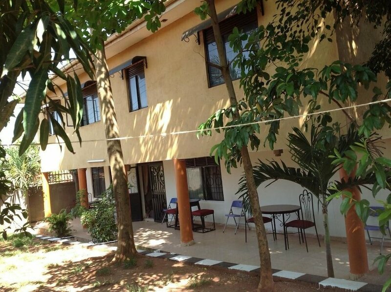 Гостиница Amari Comfort Homes в Кампале