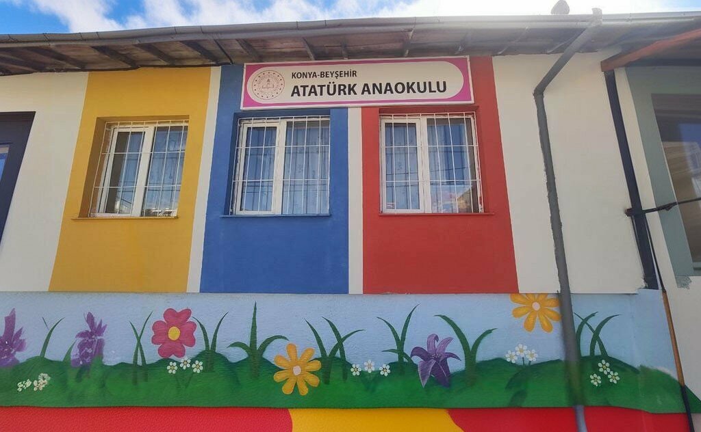 Primary school Ataturk Primary School, Beysehir, photo
