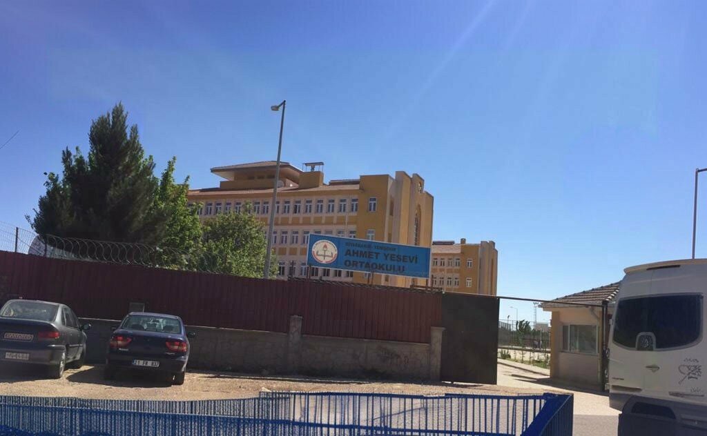 School Ahmet Yesevi Middle School, Diyarbakir, photo