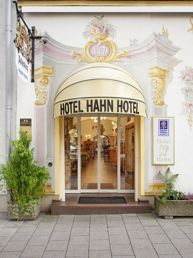 Фото Hahn Hotel
