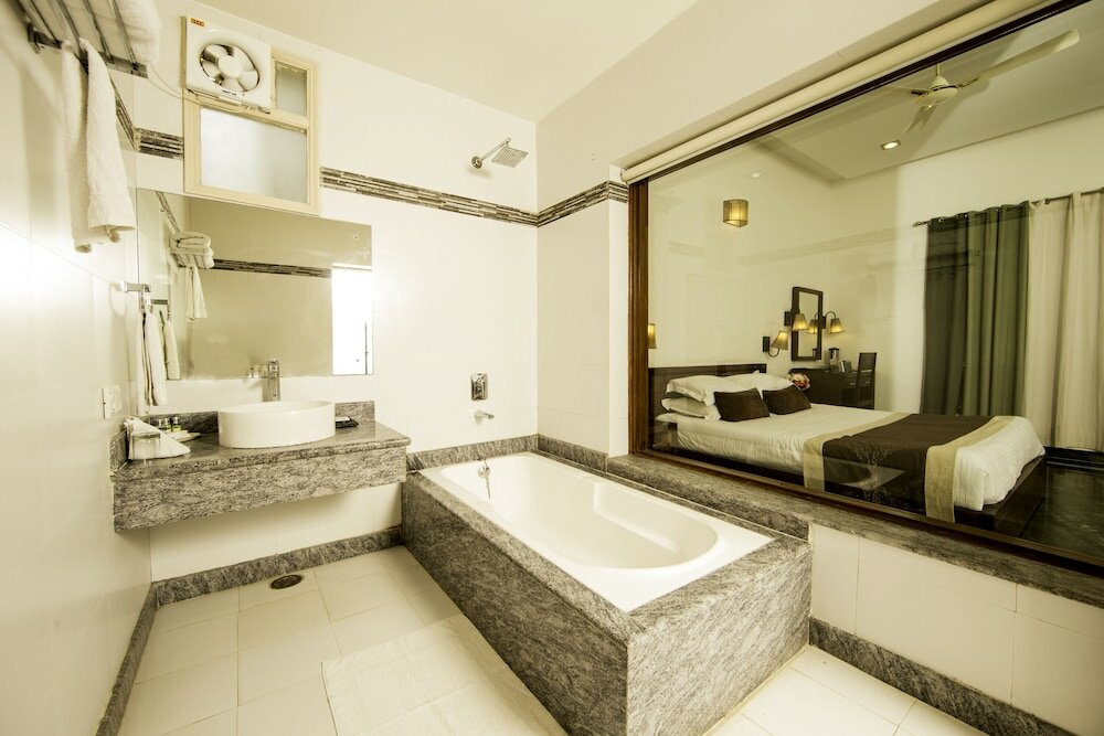 Фото Hotel Ranthambore Regency