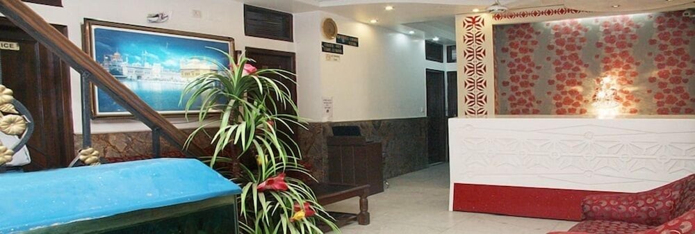 Фото Hotel Sawera International