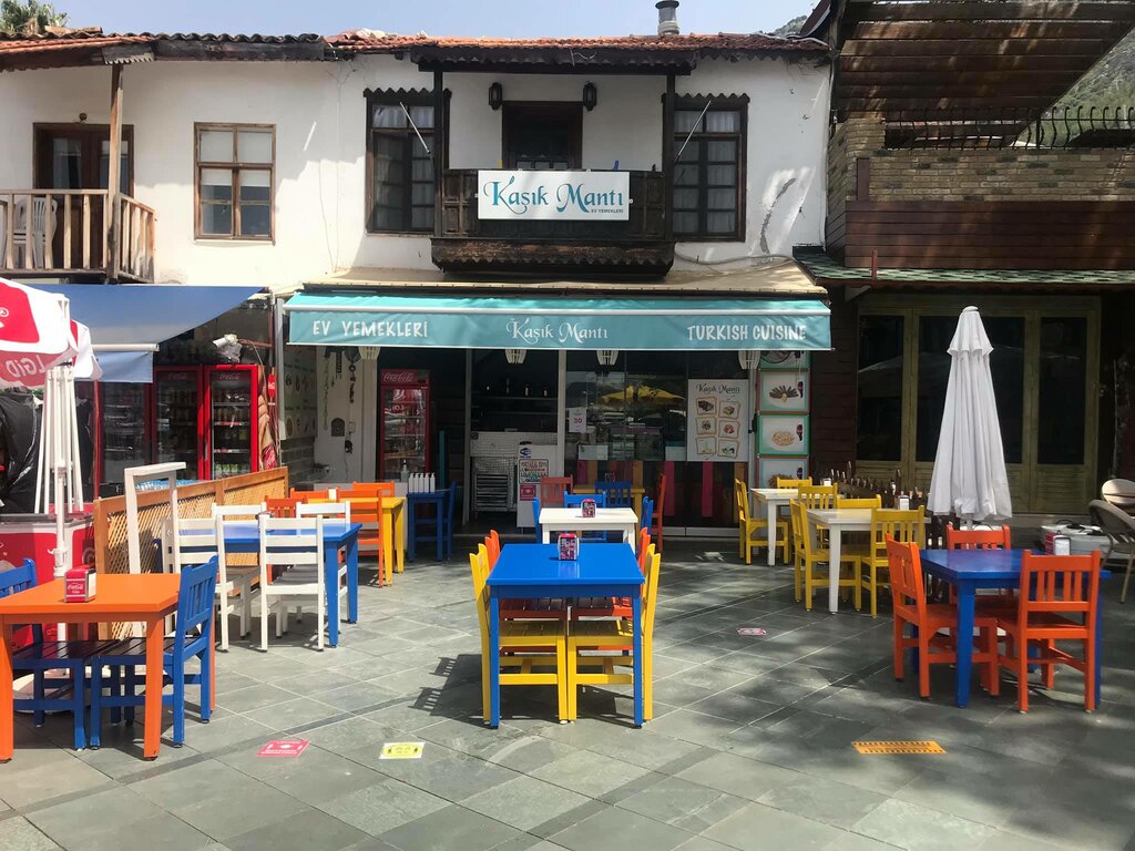 Кафе Kasik Manti & Ev Yemekleri, Каш, фото
