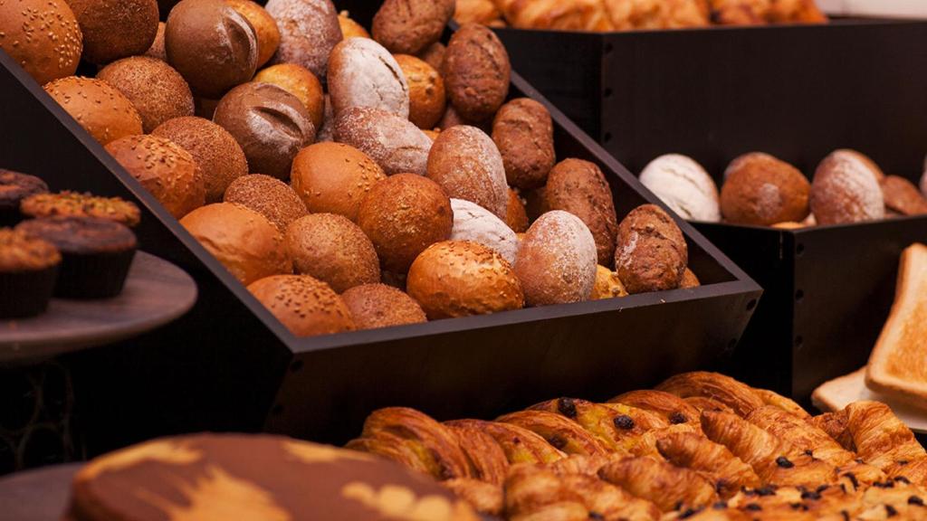 Фото Ramada Hotel & Suites by Wyndham Yerevan