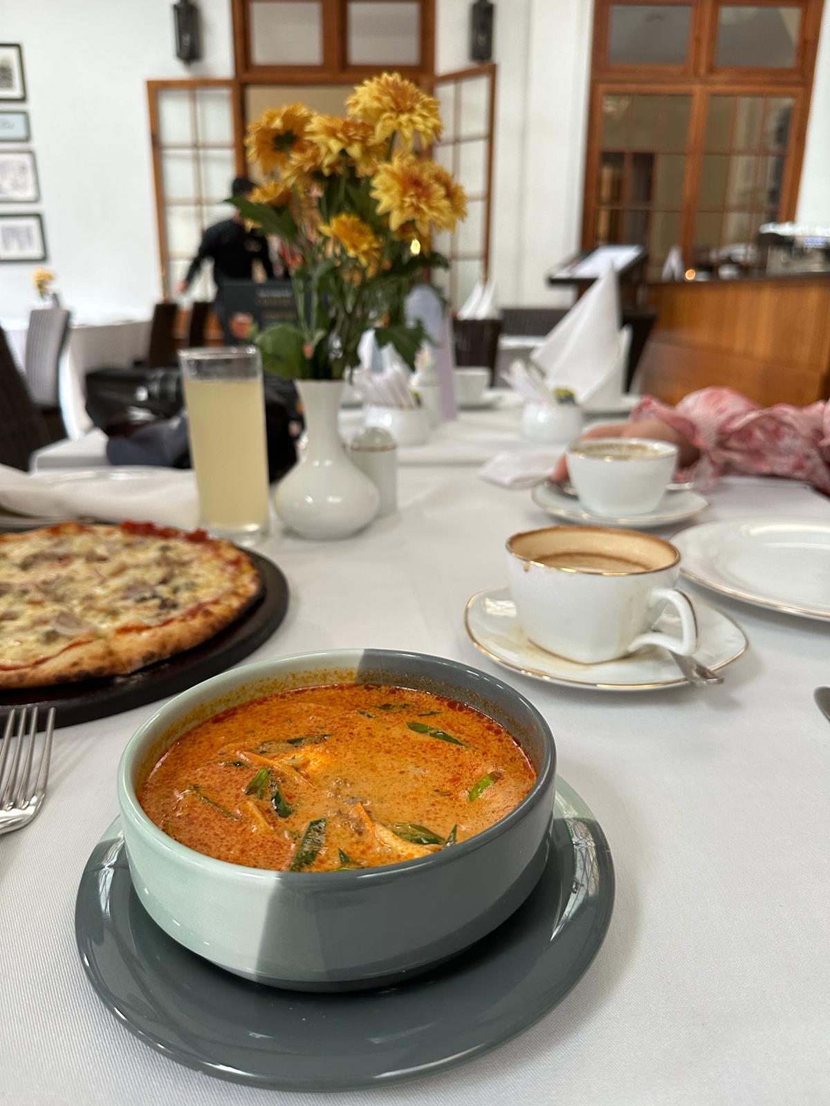 Фото The Grand Hotel Nuwara Eliya