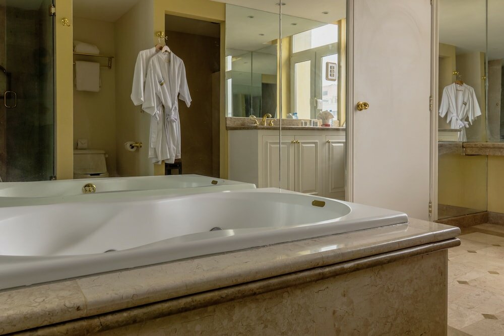 Фото Gamma de Fiesta Americana Monterrey Gran Hotel Ancira