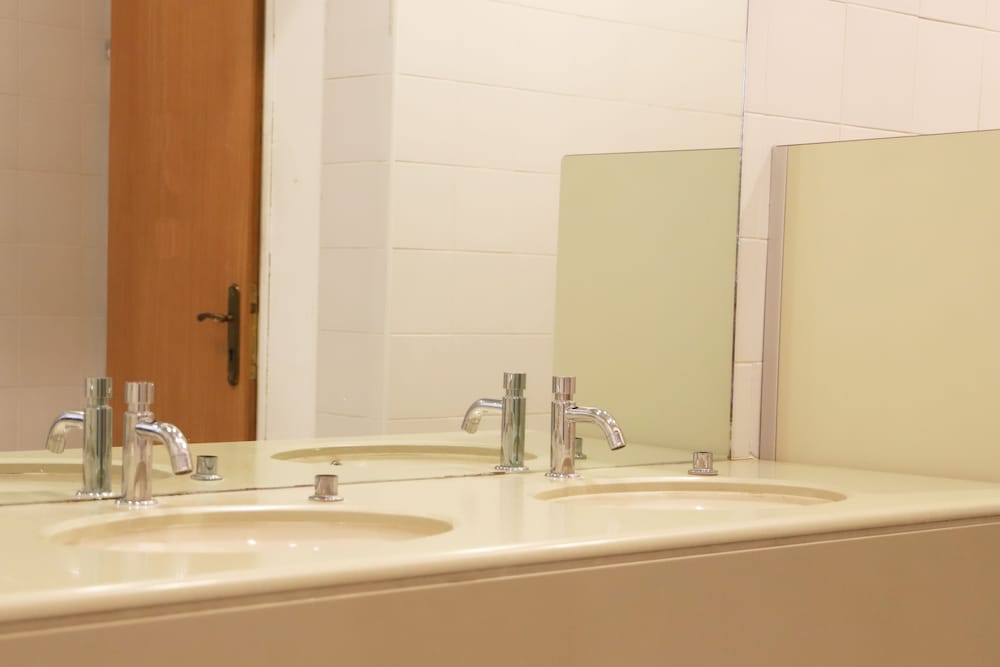 Фото The School Hostel