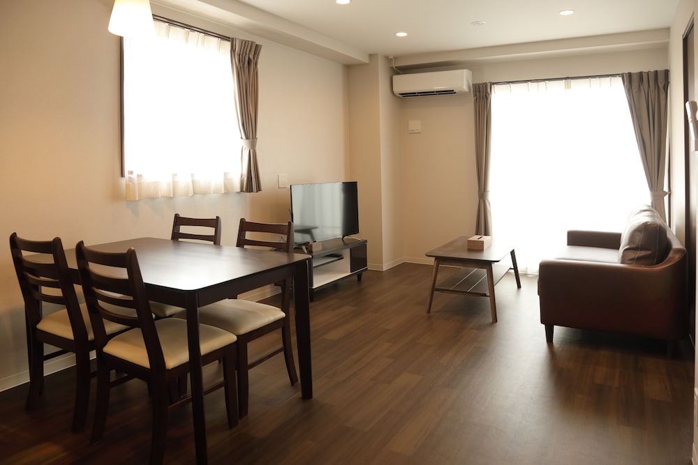 Фото ApartmentHotel ecott