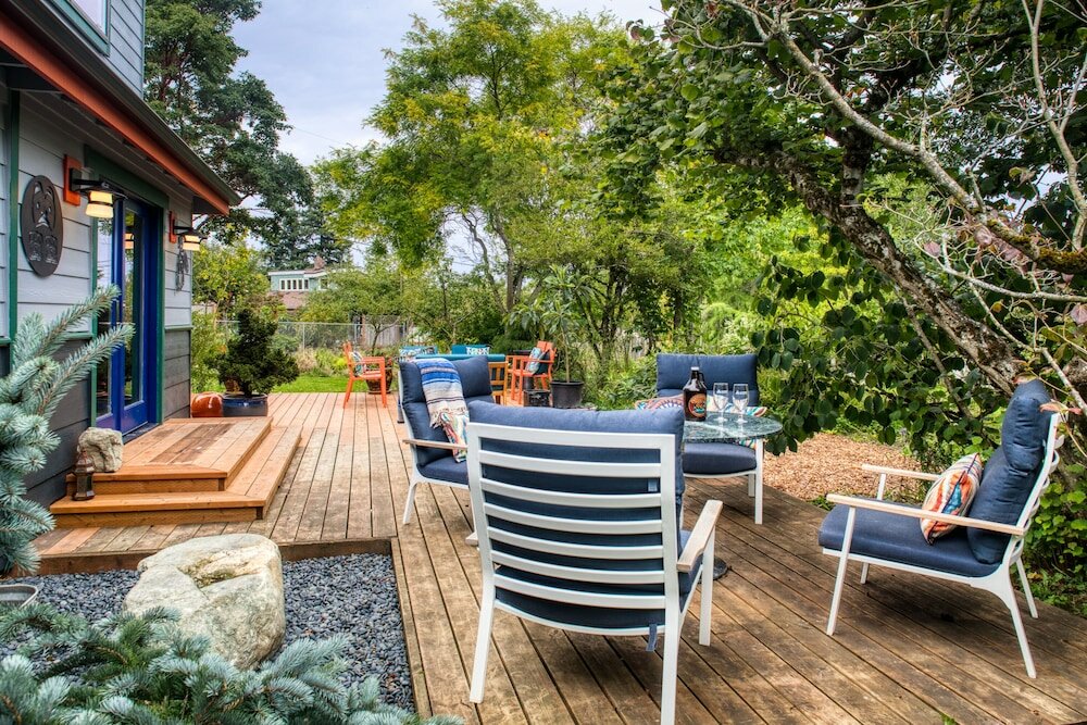 Фото Sehome Garden Inn