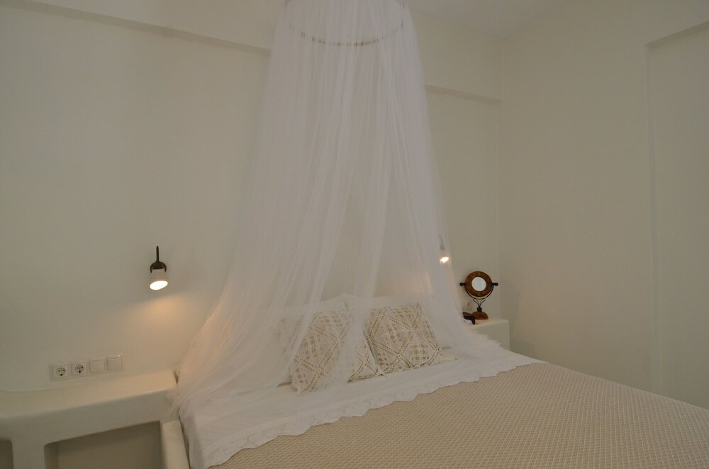 Фото Nufaro Traditional Studios