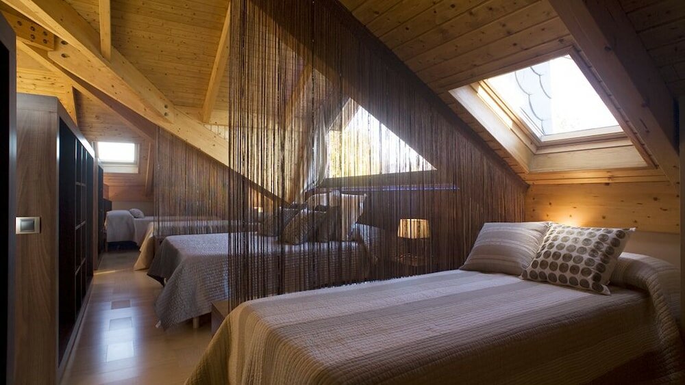 Фото Apartamentos la Torreta del Llac