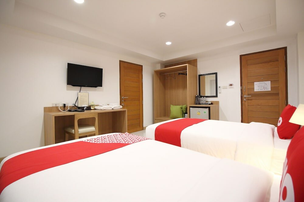 Фото Super Oyo 483 Pannee Hotel Khaosan