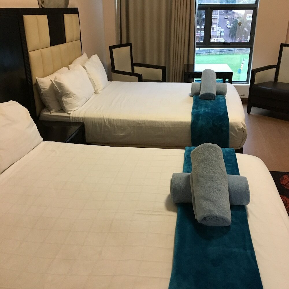 Фото Al Hamra Hotel