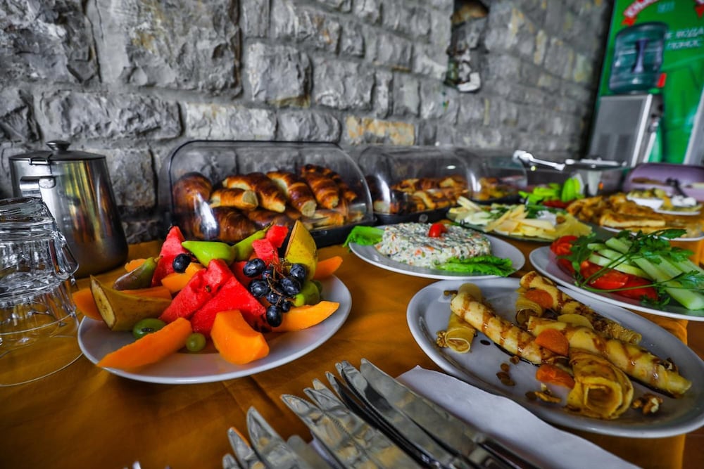 Фото Hotel Plaza Lucice