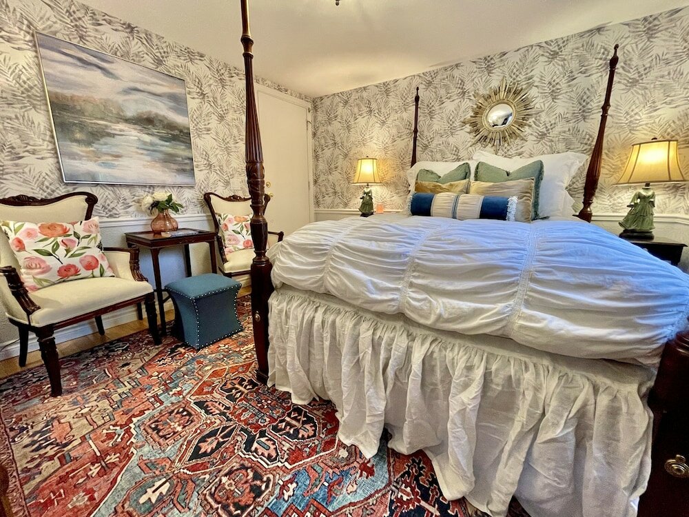 Фото Charlotte's Rose Inn