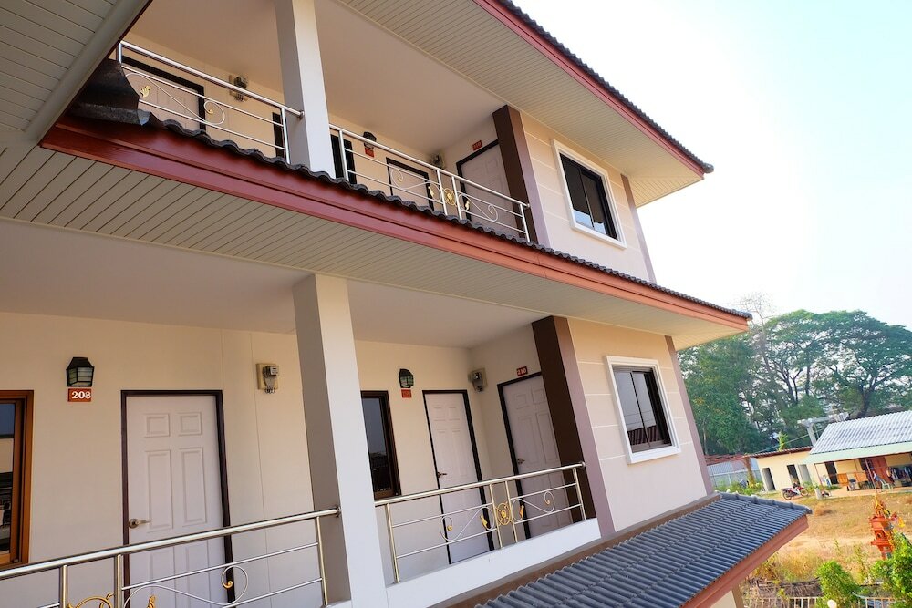 Фото Kamlaithong Apartment