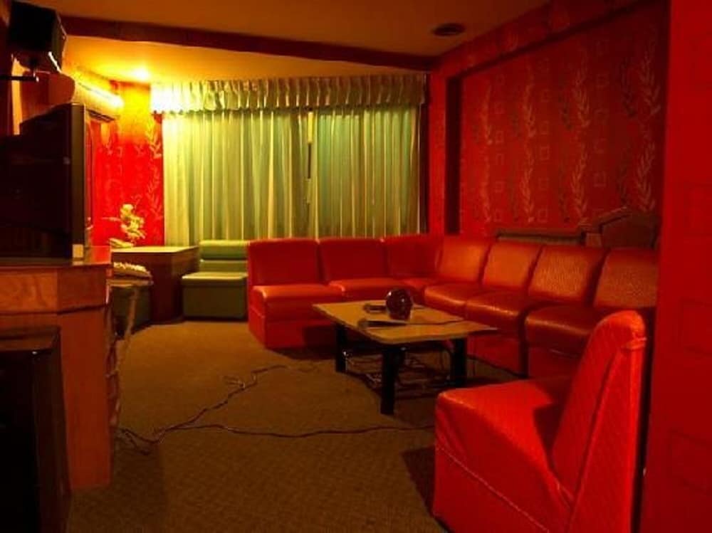 Фото Golden Grand Hotel