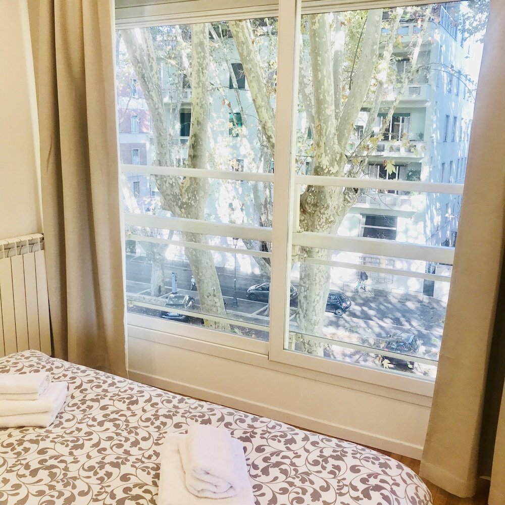 Фото Giulio Cesare Luxury Apartment