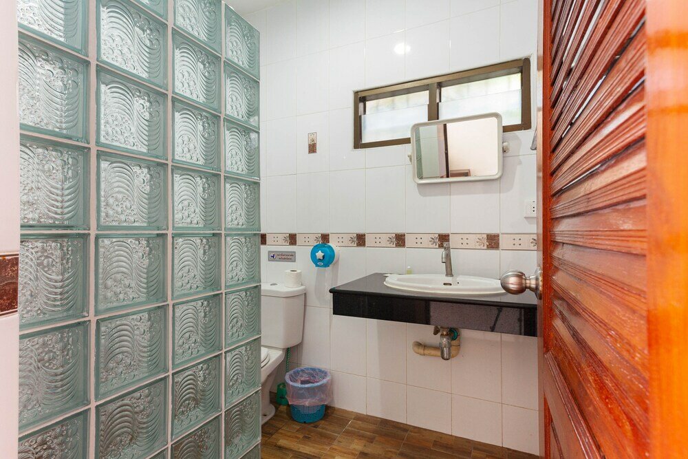 Фото Madee Villa - Pattaya Holiday House Walking Street