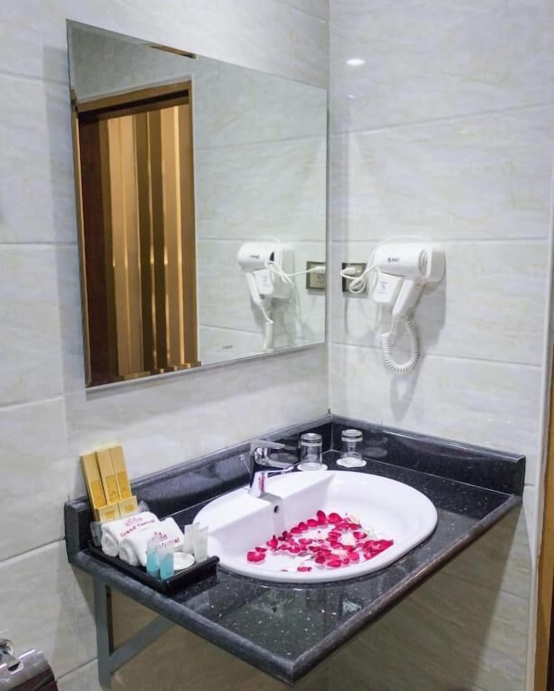 Фото Grand Central Hotel Mandalay
